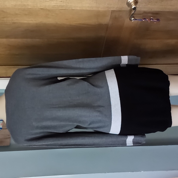 CHARLIE PAIGE Sweater Dress - Picture 7 of 7